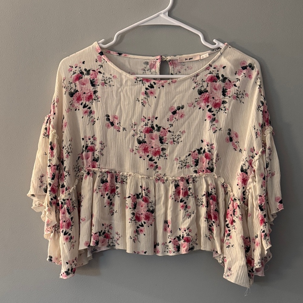 Francesca's Cream Floral Ruffle Blouse
